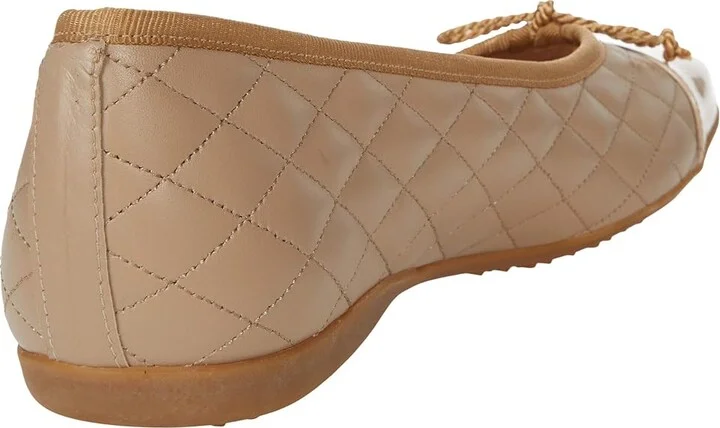French Sole PassportR Flat Women's Dress Flat Shoes Latte Patent Leather : 6 M - Image 4