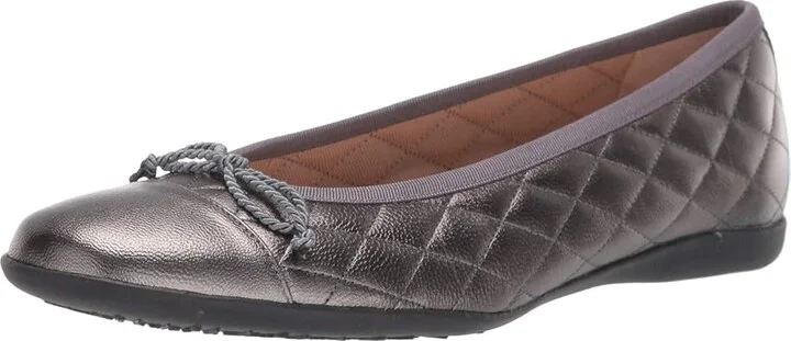French Sole PassportR Flat Women's Dress Flat Shoes Pewter Metallic : 6 M, Leather - Image 2