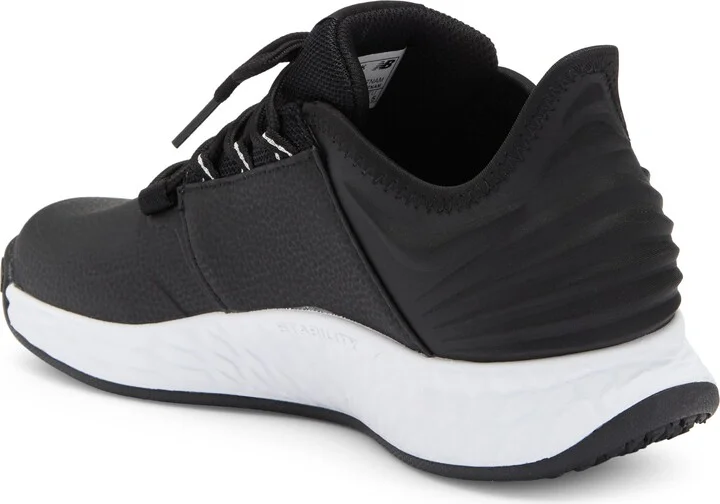 Fresh Foam Roav v2 Spikeless Golf Shoe - Image 2