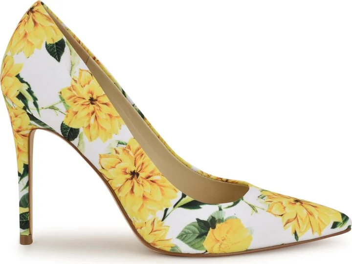 Fresh Pointed Toe Pump - Image 2