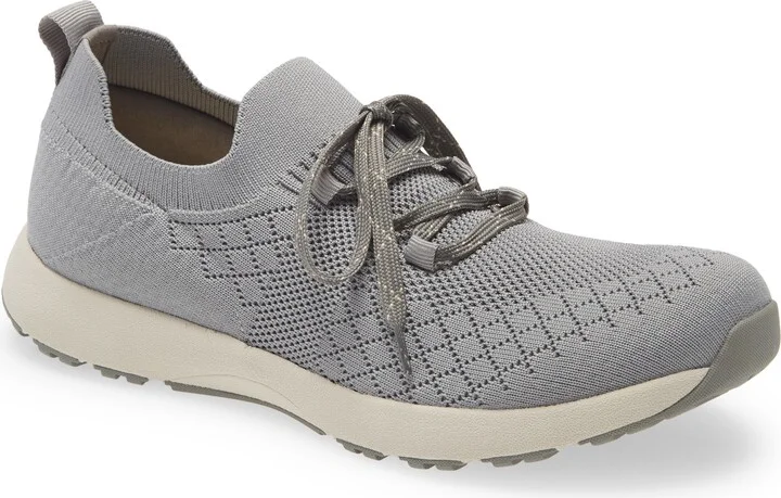 Froliq Knit Sneaker