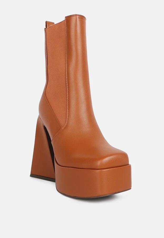 Frosty High Platform Block Heel Chelsea Boot - Image 5