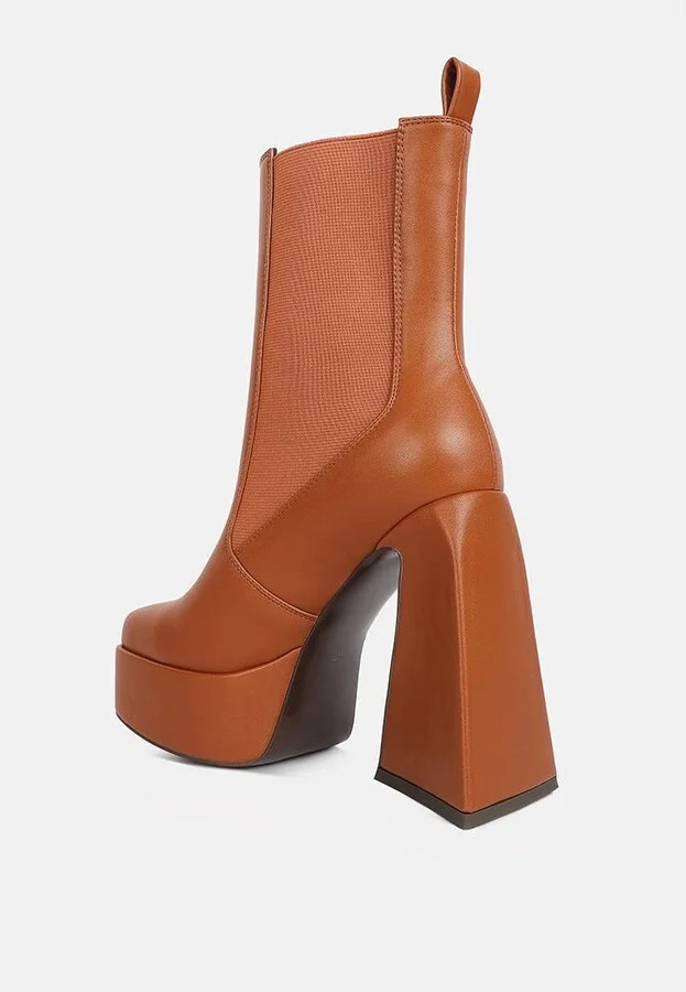 Frosty High Platform Block Heel Chelsea Boot - Image 6