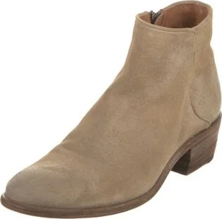 Frye - Image 2