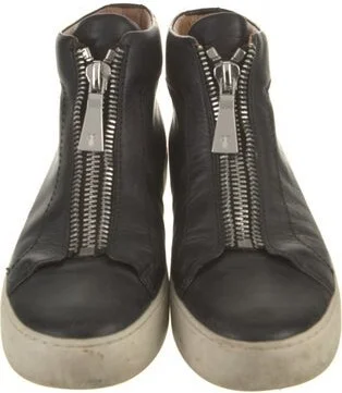 Frye - Image 2