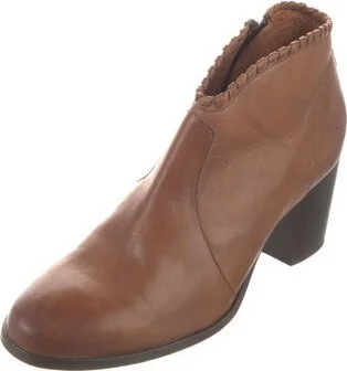 Frye - Image 2