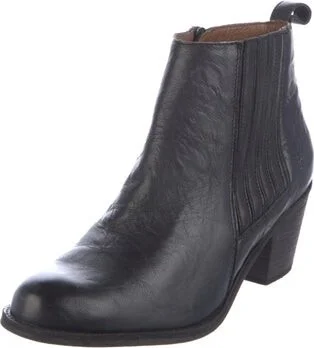 Frye - Image 2