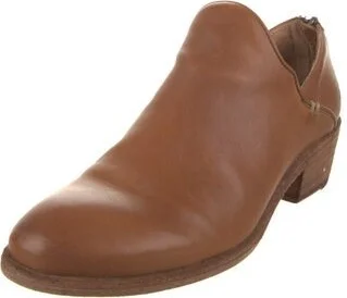 Frye - Image 2