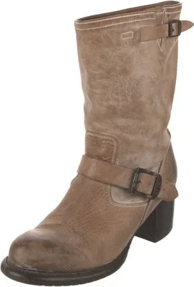 Frye - Image 2