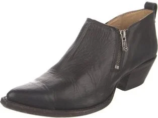 Frye - Image 2