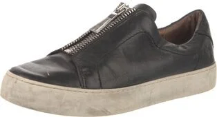 Frye - Image 2
