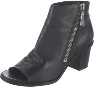 Frye - Image 2
