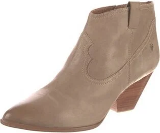 Frye - Image 2