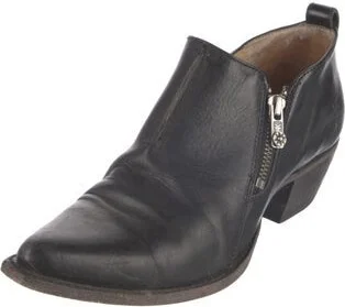 Frye - Image 2