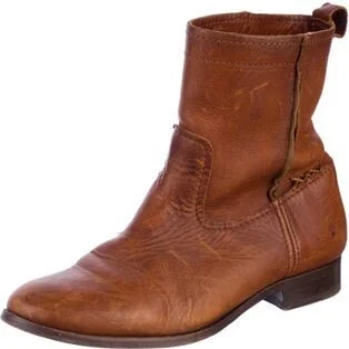Frye - Image 2