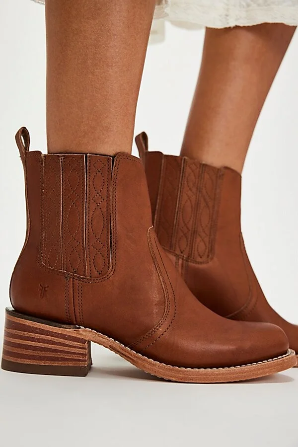 Frye Campus Chelsea Boots - Image 2
