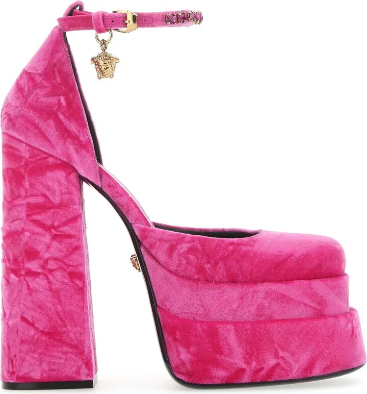 Fuchsia velvet Medusa Aevitas pumps