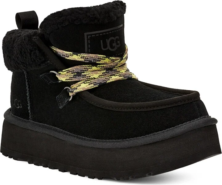 Funkarra Genuine Shearling Cabin Cuff Bootie