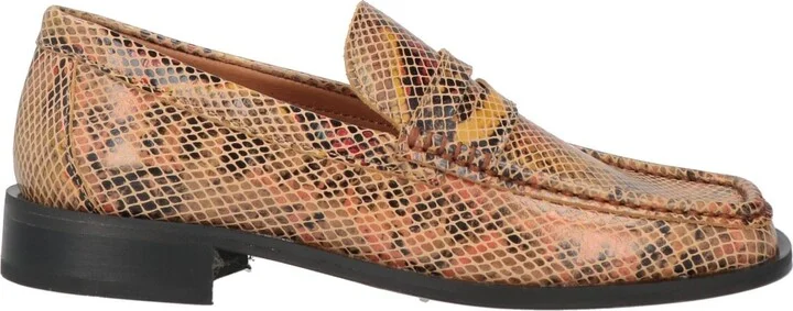 G. h. Bass & Co Woman Loafers - Image 3