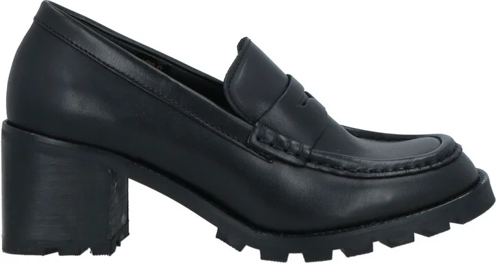 G. h. Bass & Co Woman Loafers - Image 3