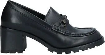G. h. Bass & Co Woman Loafers
