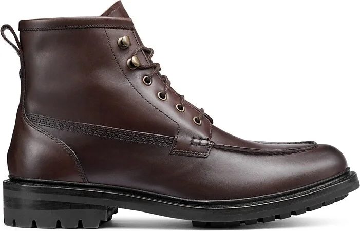 G. h. Bass Men's Black Chase Moc Toe Boots