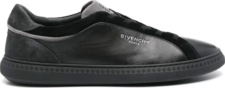 G Set sneakers