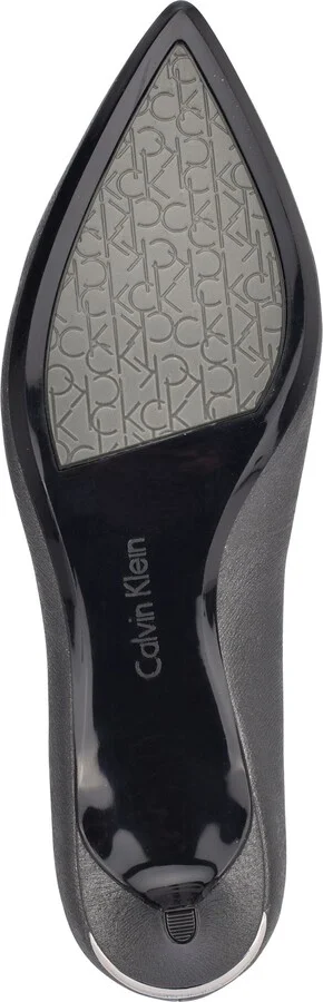 Gabrianna Kitten Heel Pump - Image 10