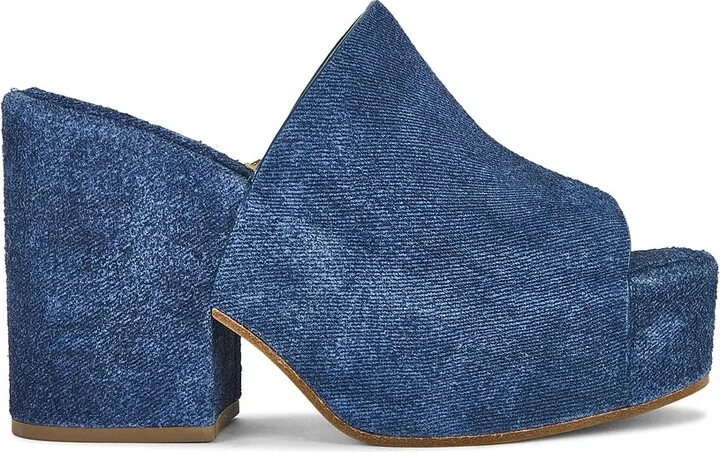 Gabriela Hearst Ares Mule in Blue