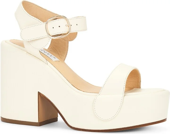 Gabriela Hearst Iris Sandal in Ivory - Image 2