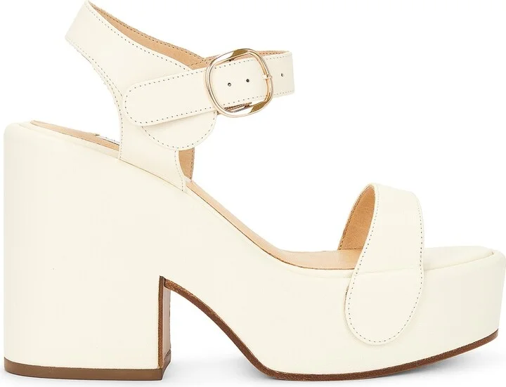 Gabriela Hearst Iris Sandal in Ivory