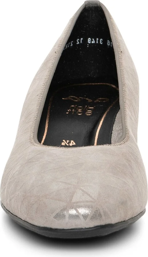 Gabrielle Pump - Image 4
