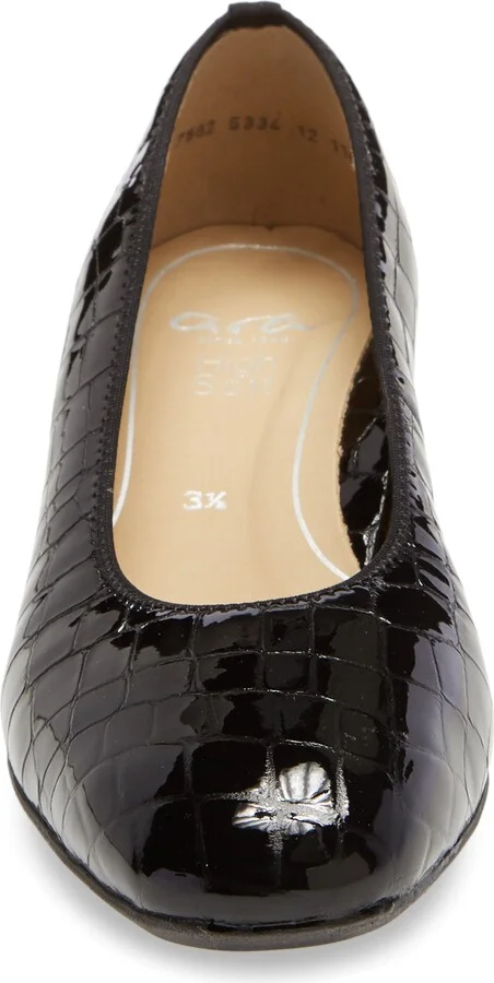 Gabrielle Pump - Image 4