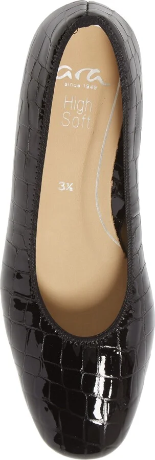 Gabrielle Pump - Image 5