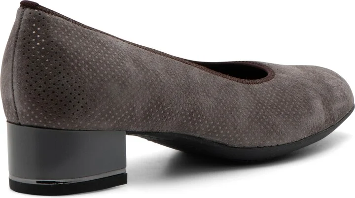 Gabrielle Pump - Image 2