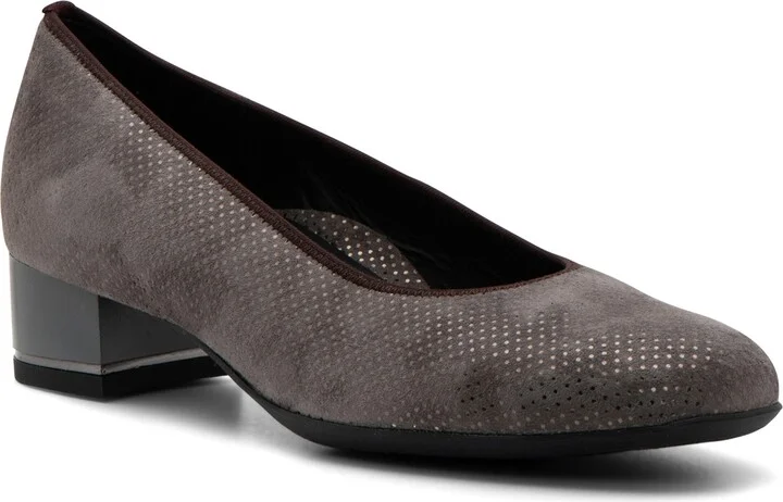 Gabrielle Pump