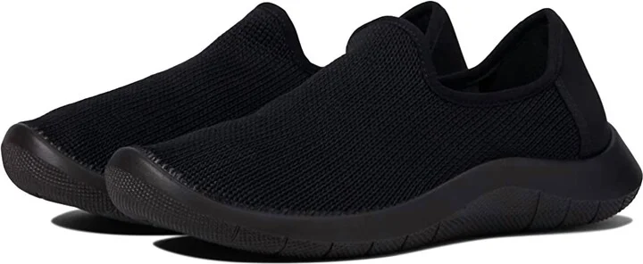 Gaia Slip On Sneaker In Black