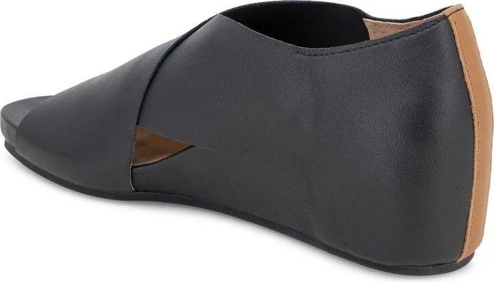 Gainey Hidden Wedge Sandal - Image 2