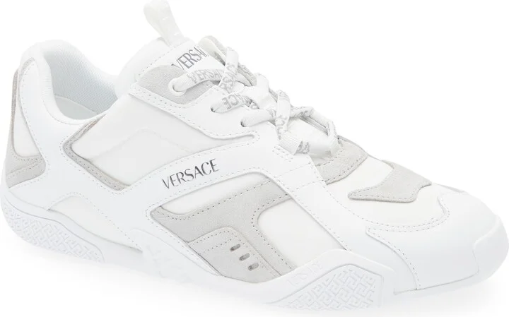 Galaxia Sneaker