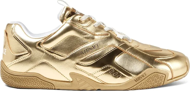 Galaxia sneakers