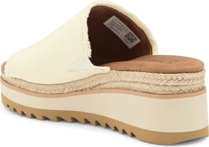 Gamule Platform Wedge Sandal - Image 2