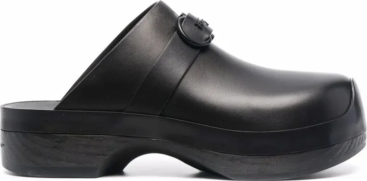 Gancini clogs