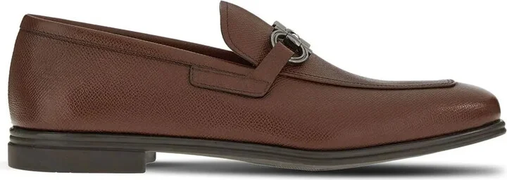 Gancini-ornament moccasins