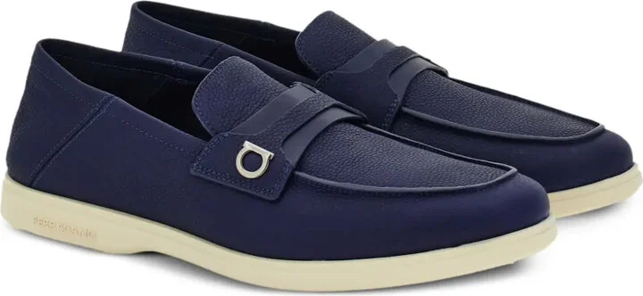 Gancini-plaque leather loafers - Image 2