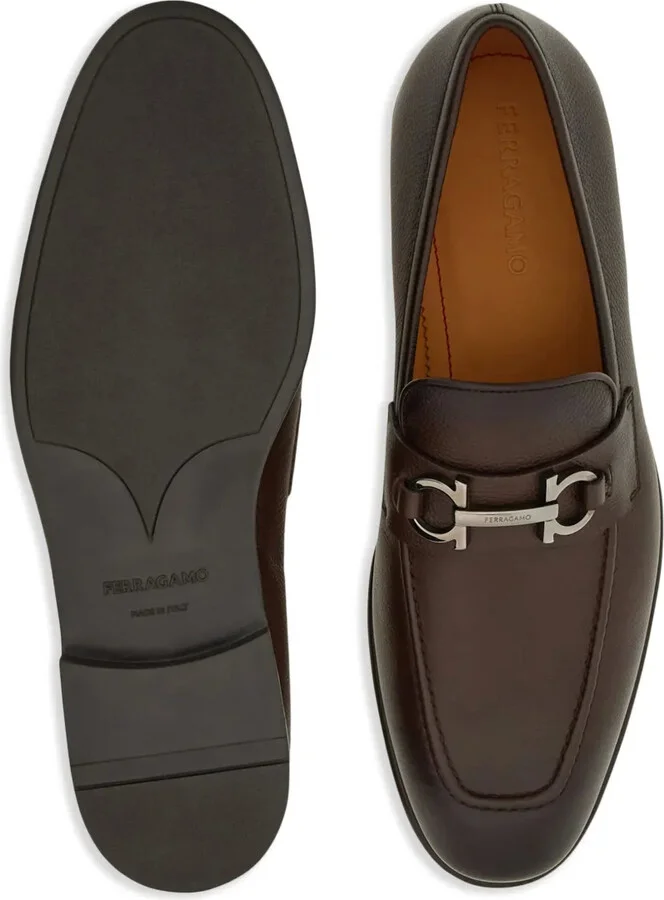 Gancini-plaque leather loafers - Image 5
