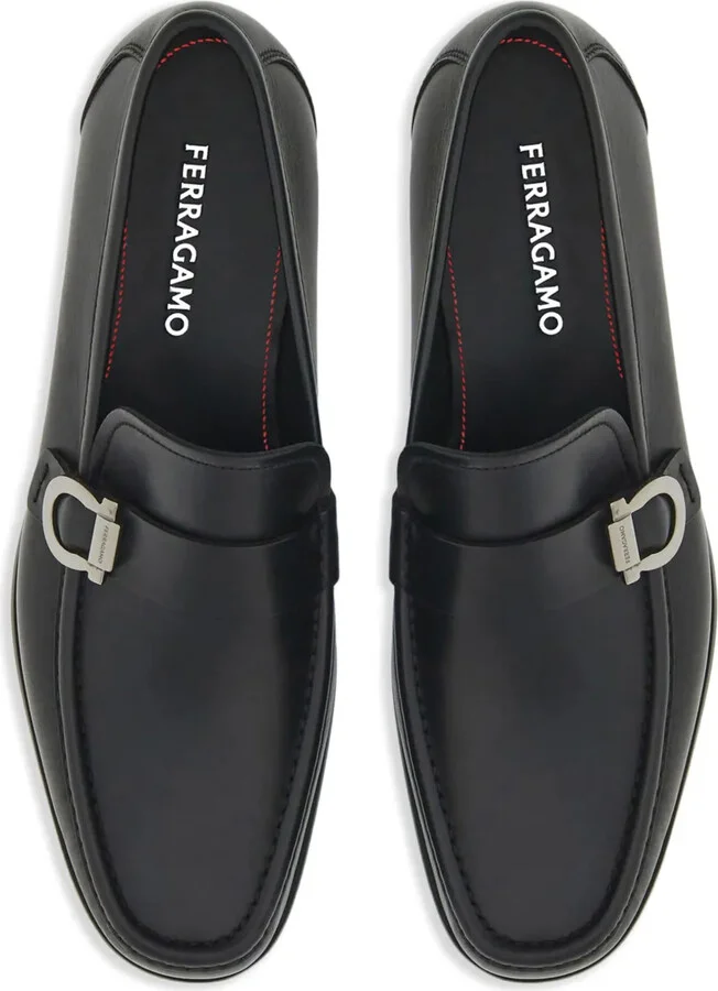 Gancini-plaque leather loafers - Image 4