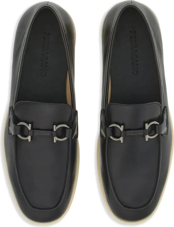Gancini-plaque leather loafers - Image 4