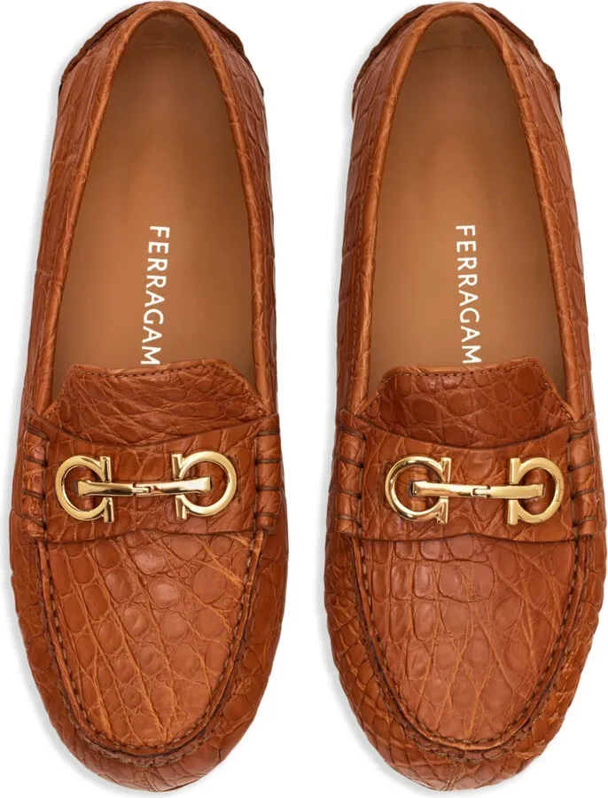 Gancini-plaque leather loafers - Image 4