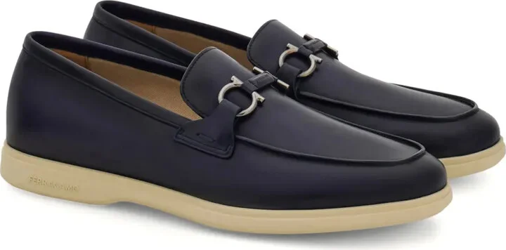 Gancini-plaque leather loafers - Image 2