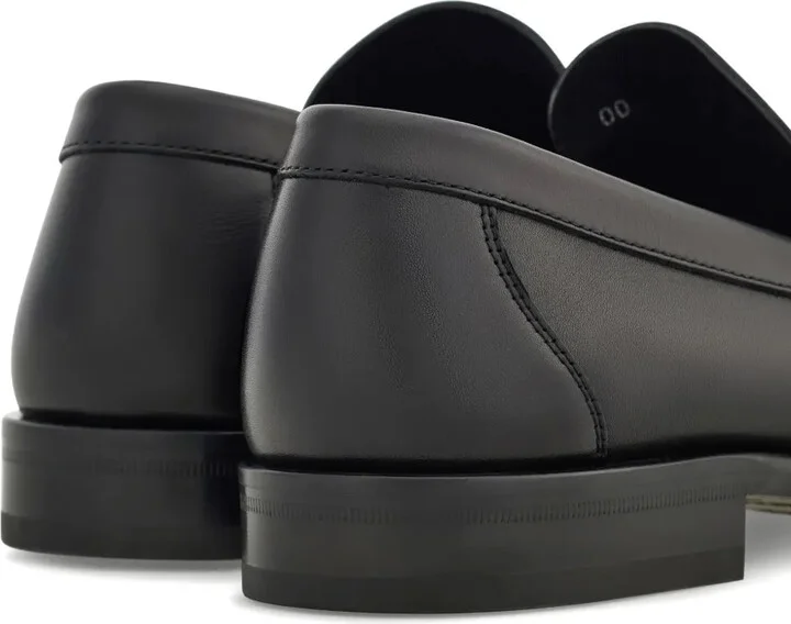 Gancini-plaque leather loafers - Image 3